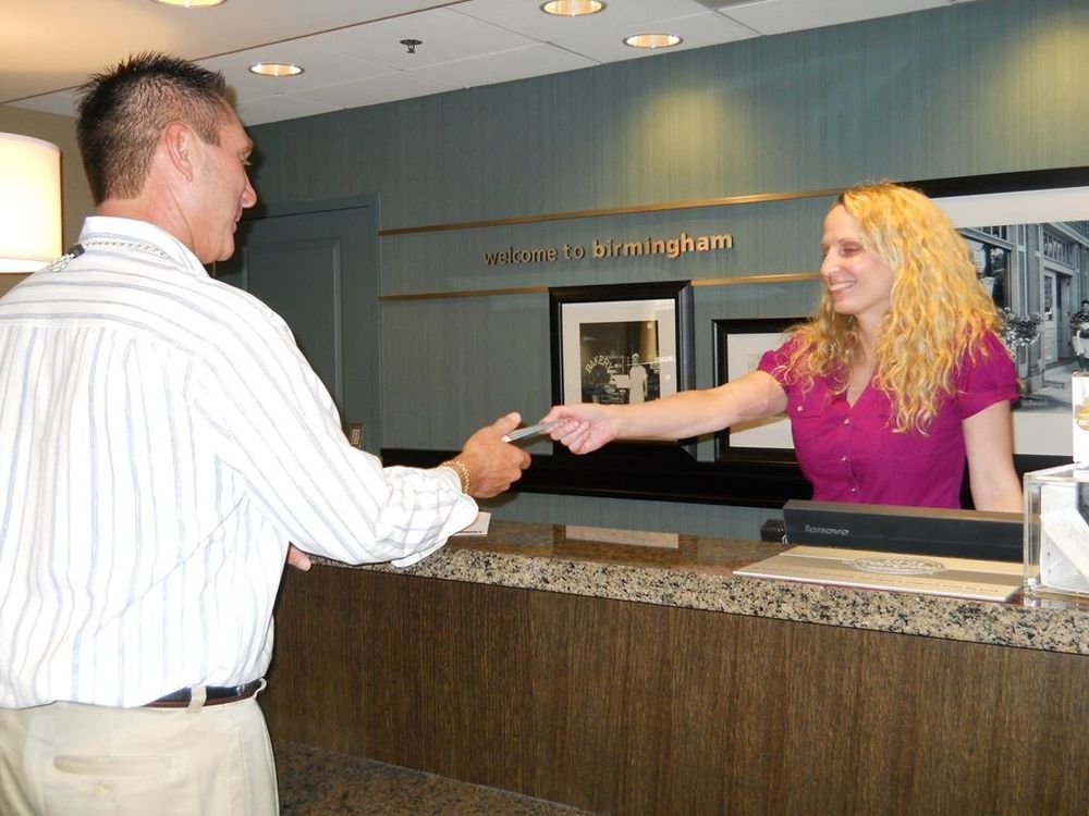 הובר Hampton Inn & Suites Birmingham/280 East-Eagle Point מראה פנימי תמונה